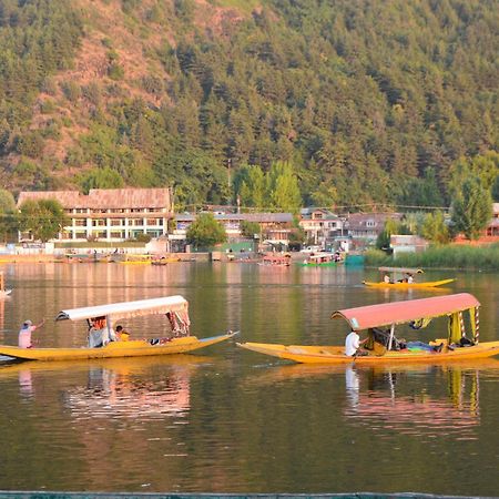New Alexandra Houseboats Hotel Srīnagar Kültér fotó