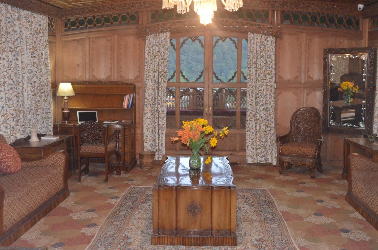 New Alexandra Houseboats Hotel Srīnagar Kültér fotó